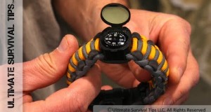 WOW! Wazoo Wearable Survival Kit (18 Survival Items) Bracelet / Best EDC Paracord Bracelet